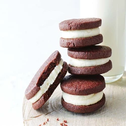Cream Delicious Biscuit