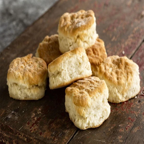 cream-sweet-biscuits-2.webp