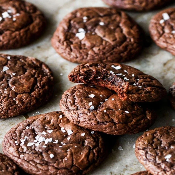 dark-brownie-biscuit-2.webp