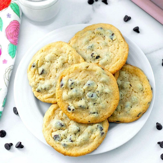 mix-chip-cookies-2.webp