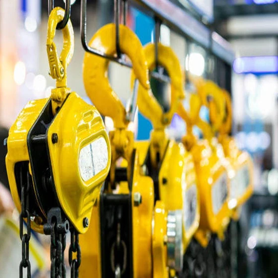 equipments-chain-hoist-1.webp