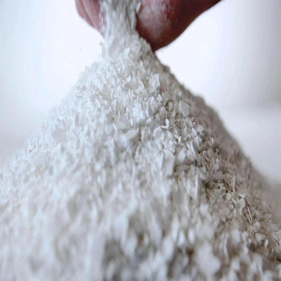 calcium-chloride-2.webp