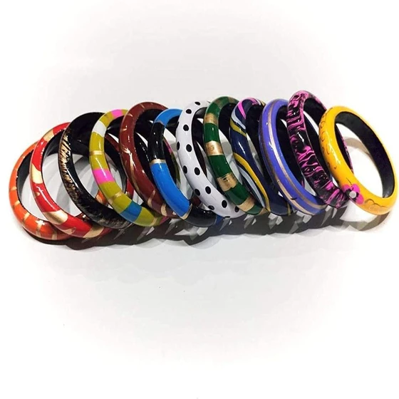painted-wood-bangles-2.webp