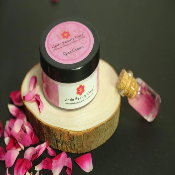 rose-skin-cream-2.webp