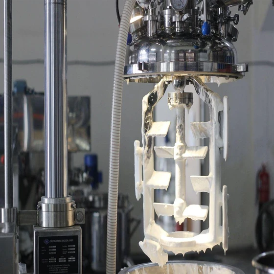 viscosity-industrial-mixer-2.webp