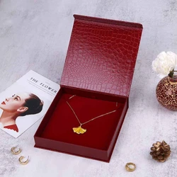 Crocodile Necklace Set Box