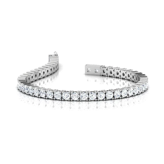 white-diamond-bracelet-1.webp