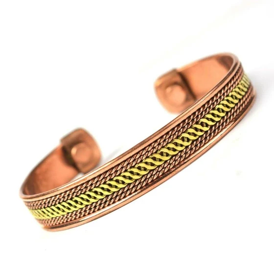 unisex-copper-bracelet-2.webp