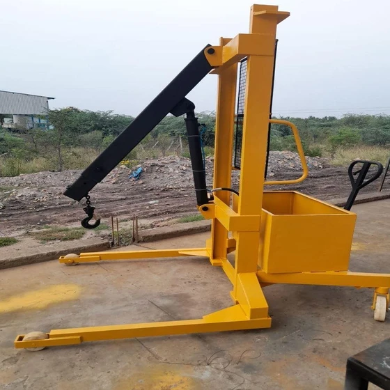 manual-floor-crane-2.webp