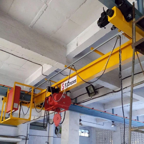 underslung-eot-crane-2.webp