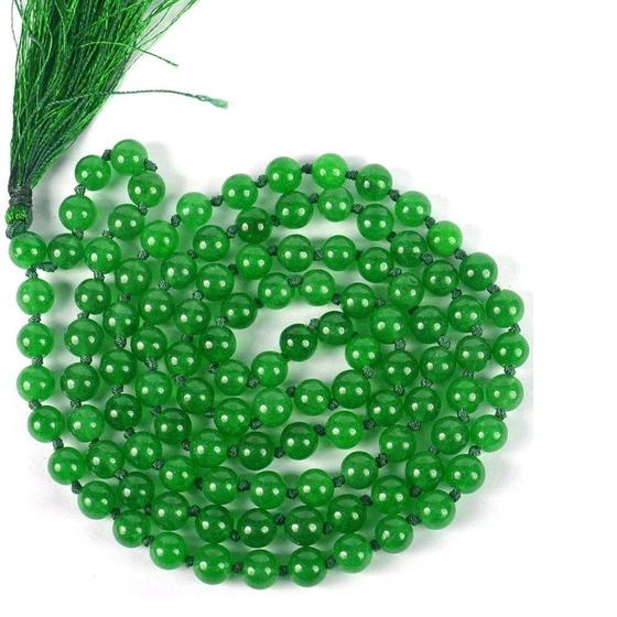 green-gemstone-mala-2.webp
