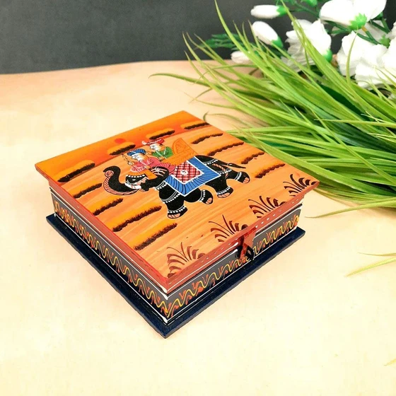 decorative-jewelry-box-2.webp
