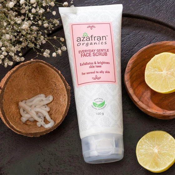 face-fruit-scrub-2.webp