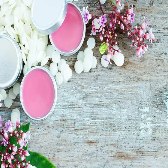 coconut-lip-oil-balm-2.webp