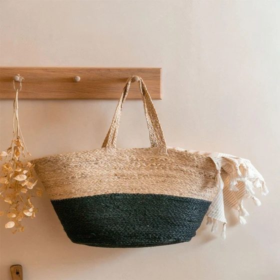 jute-beach-bags-2.webp