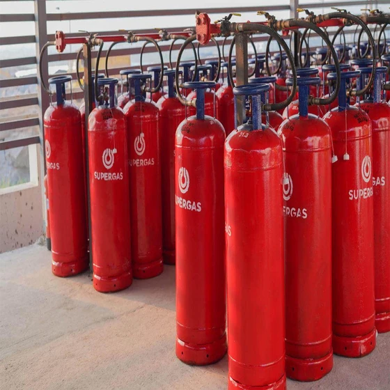 industrial-gas-cylinders-2.webp