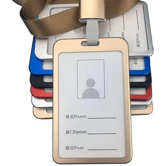 metal-id-badges-2.webp