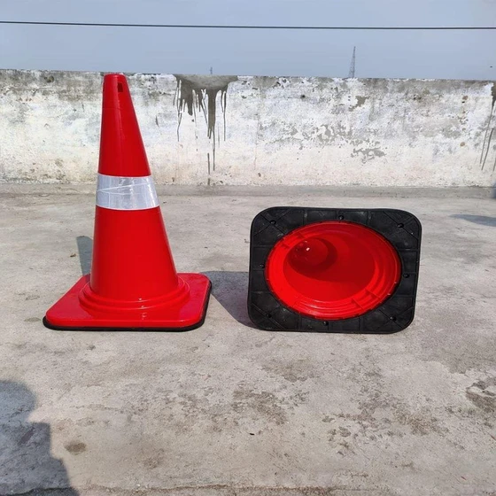 molded-traffic-cone-2.webp