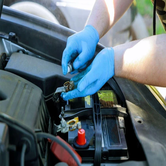 automobile-battery-repairing-2.webp