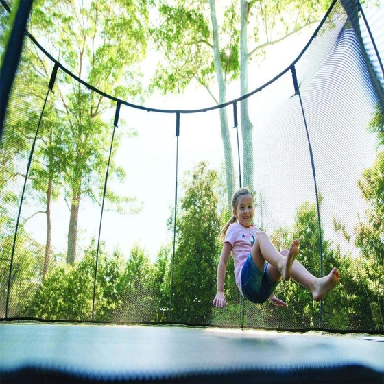 kids-jumping-trampoline-2.webp