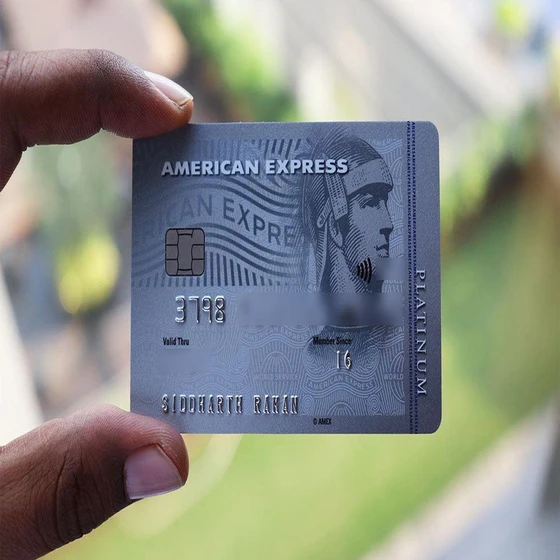 travel-card-2.webp