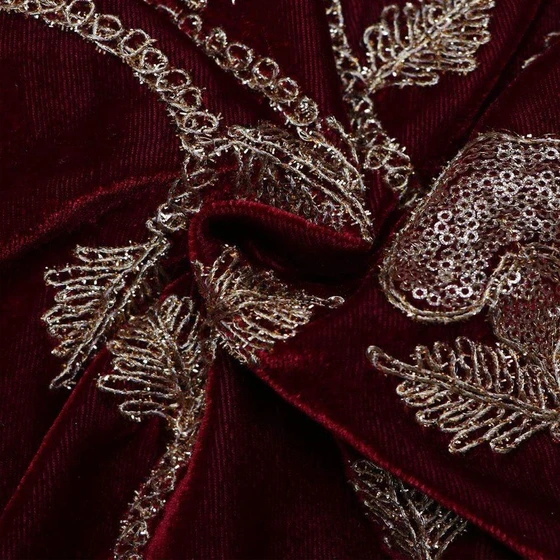 plain-zari-velvet-fabric-2.webp