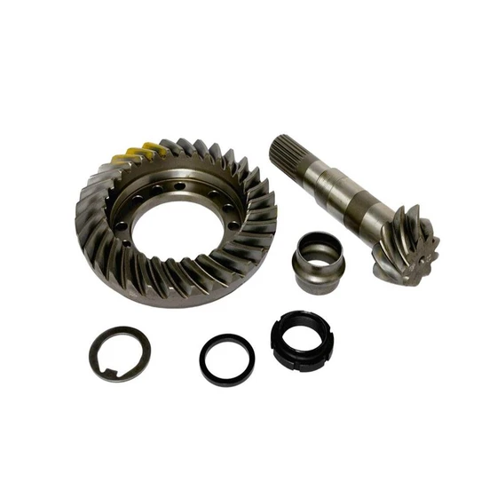 crown-carraro-pinions-2.webp