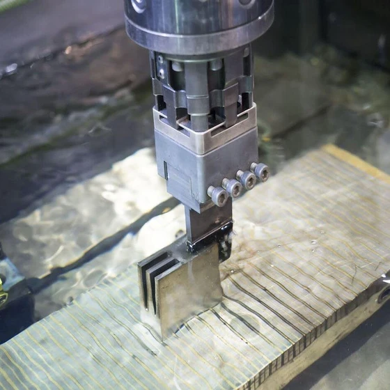 electrical-discharge-machines-2.webp