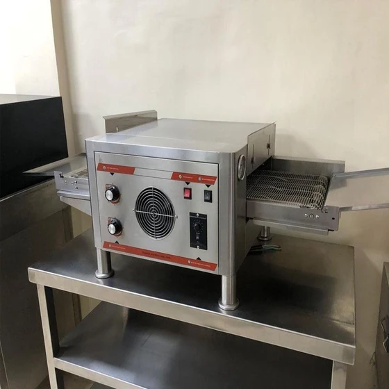 pizza-industrial-conveyor-oven-2.webp