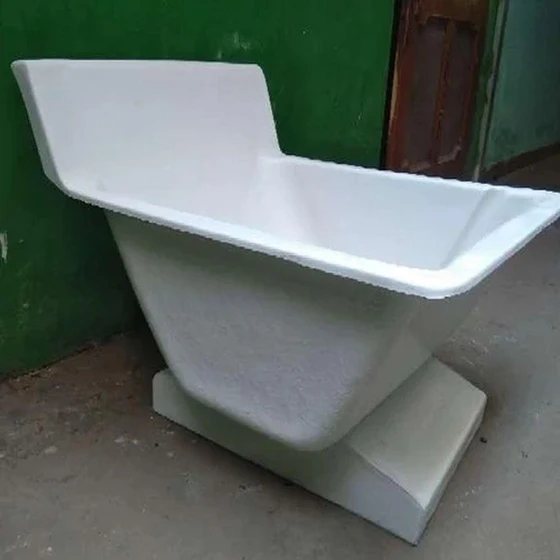jacuzzi-hip-bathtub-2.webp