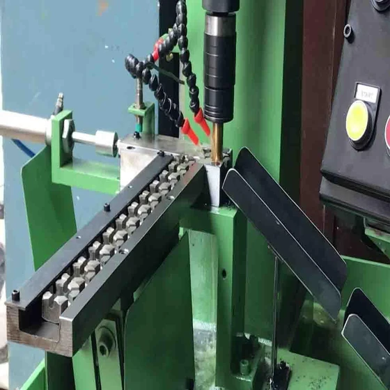 nut-tapping-machine-2.webp