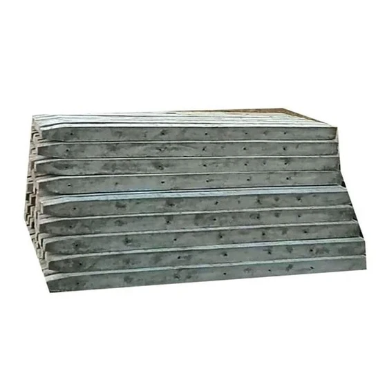 cement-fencing-pole-2.webp
