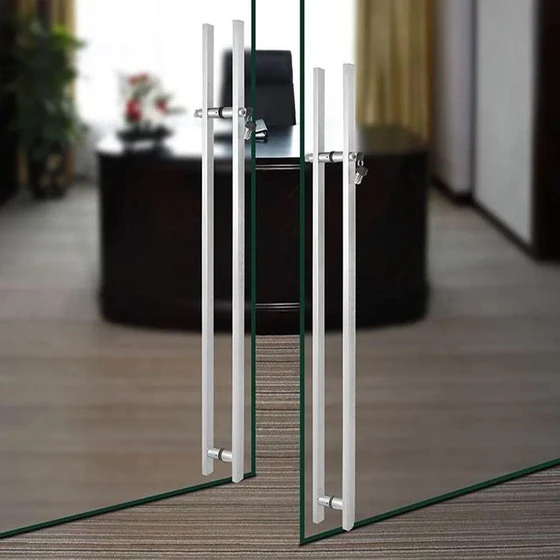 door-pull-handle-lock-2.webp