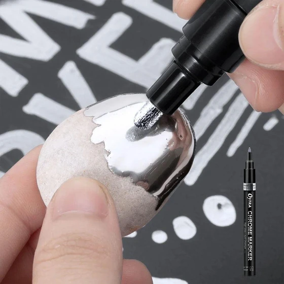 liquid-mirror-chrome-marker-2.webp