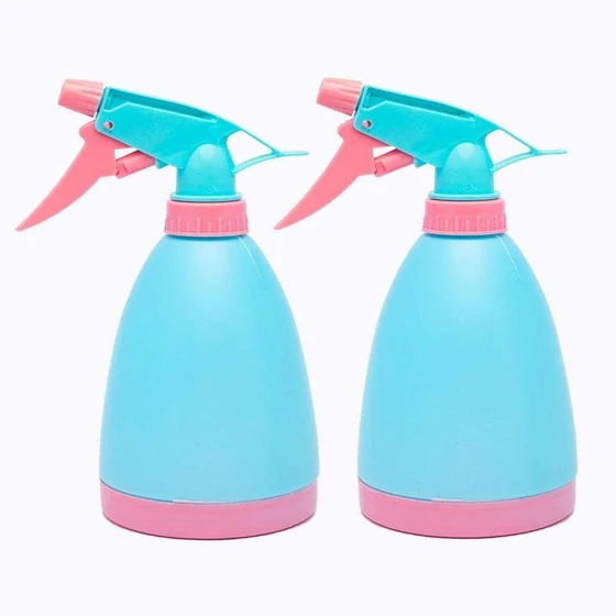 spray-plastic-bottle-2.webp