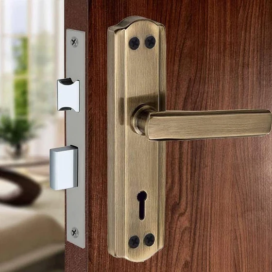 handle-door-lock-1.webp