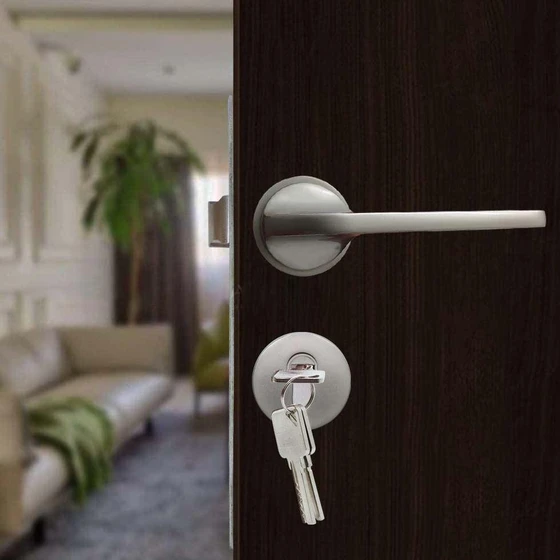 handle-door-lock-2.webp