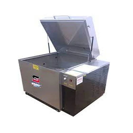 parts-cleaning-equipment-2.webp