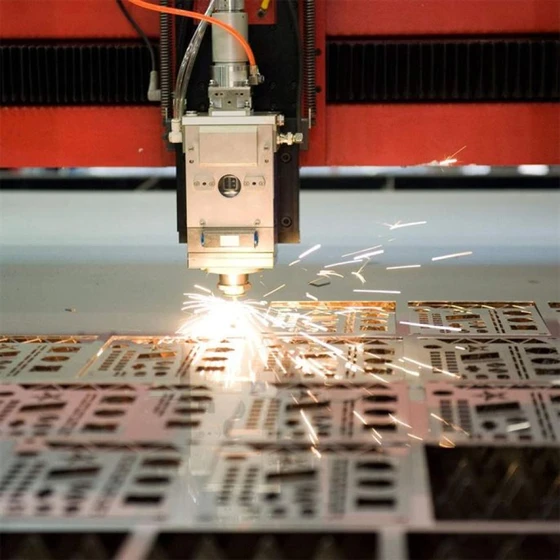 electric-laser-cutting-machine-2.webp