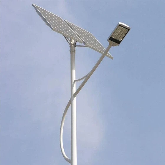 solar-light-pole-2.webp