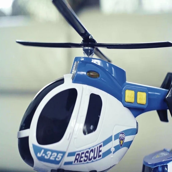 police-helicopter-toy-2.webp