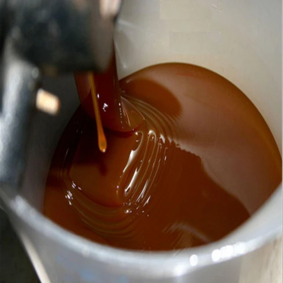 yellowish-brown-liquid-malt-extract-2.webp