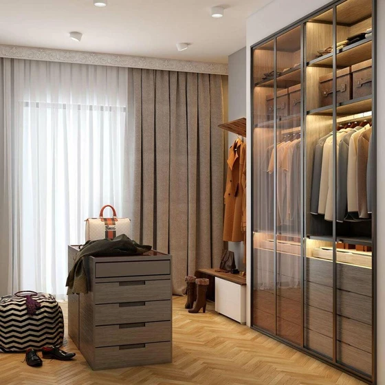 small-sliding-wardrobe-2.webp