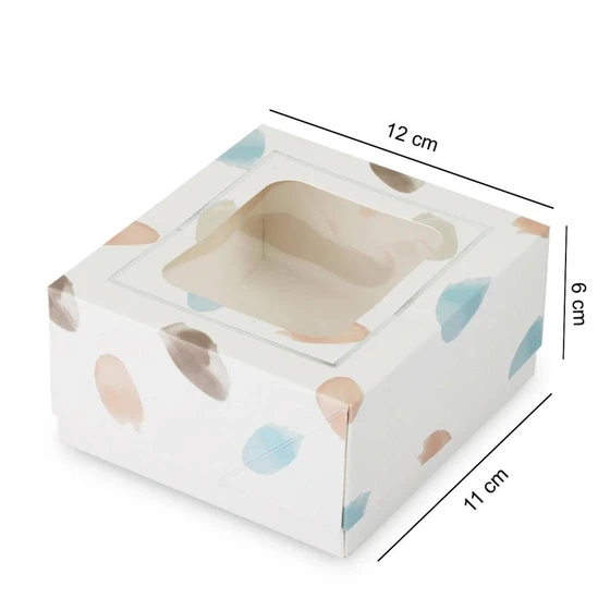transparent-plastic-sweet-box-2.webp