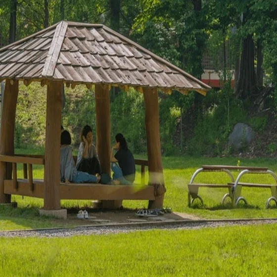 asian-style-bamboo-gazebo-2.webp