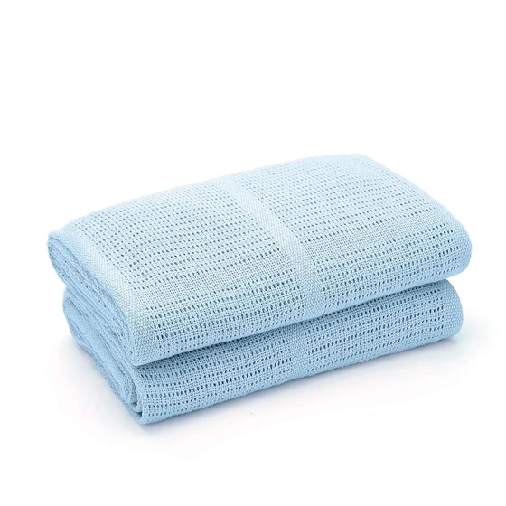 softest-baby-blanket-2.webp