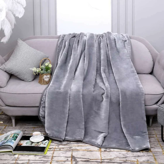 warm-blanket-mink-2.webp