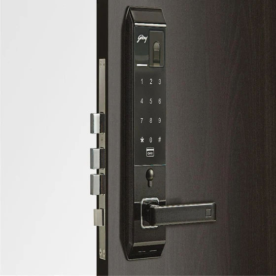 door-security-system-2.webp