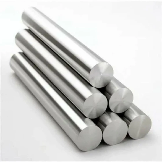 stainless-steel-304-round-bars-2.webp