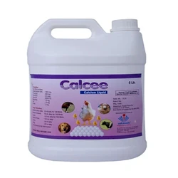 Moisture Liquid Poultry Feed — Golden yellow fresh
